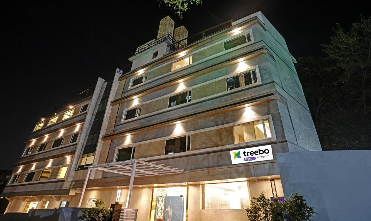 ホテル Treebo Premium Widlor Boutique ムンバイ エクステリア 写真